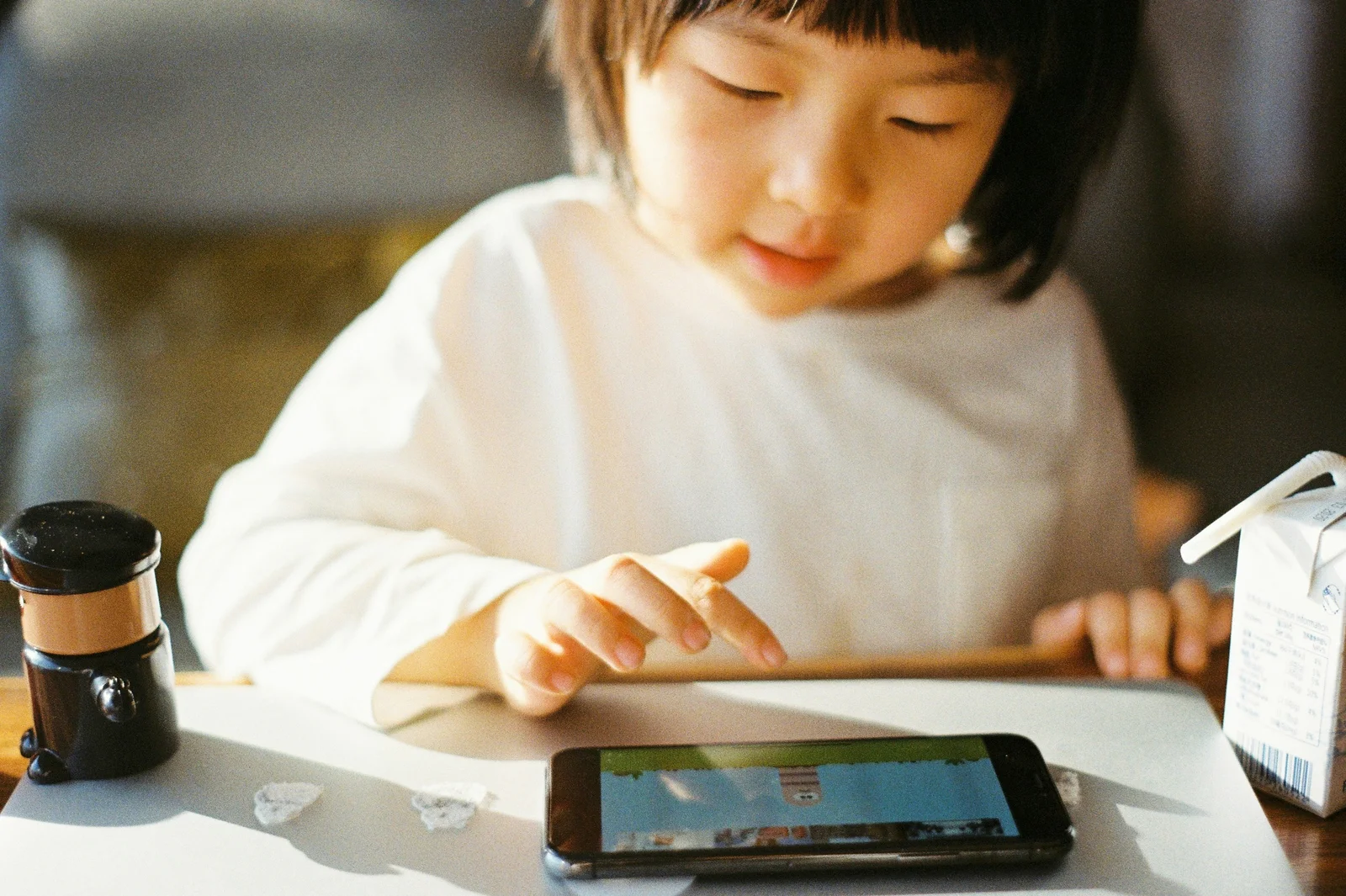 How Little Children Can Use Apps Safely and Productively